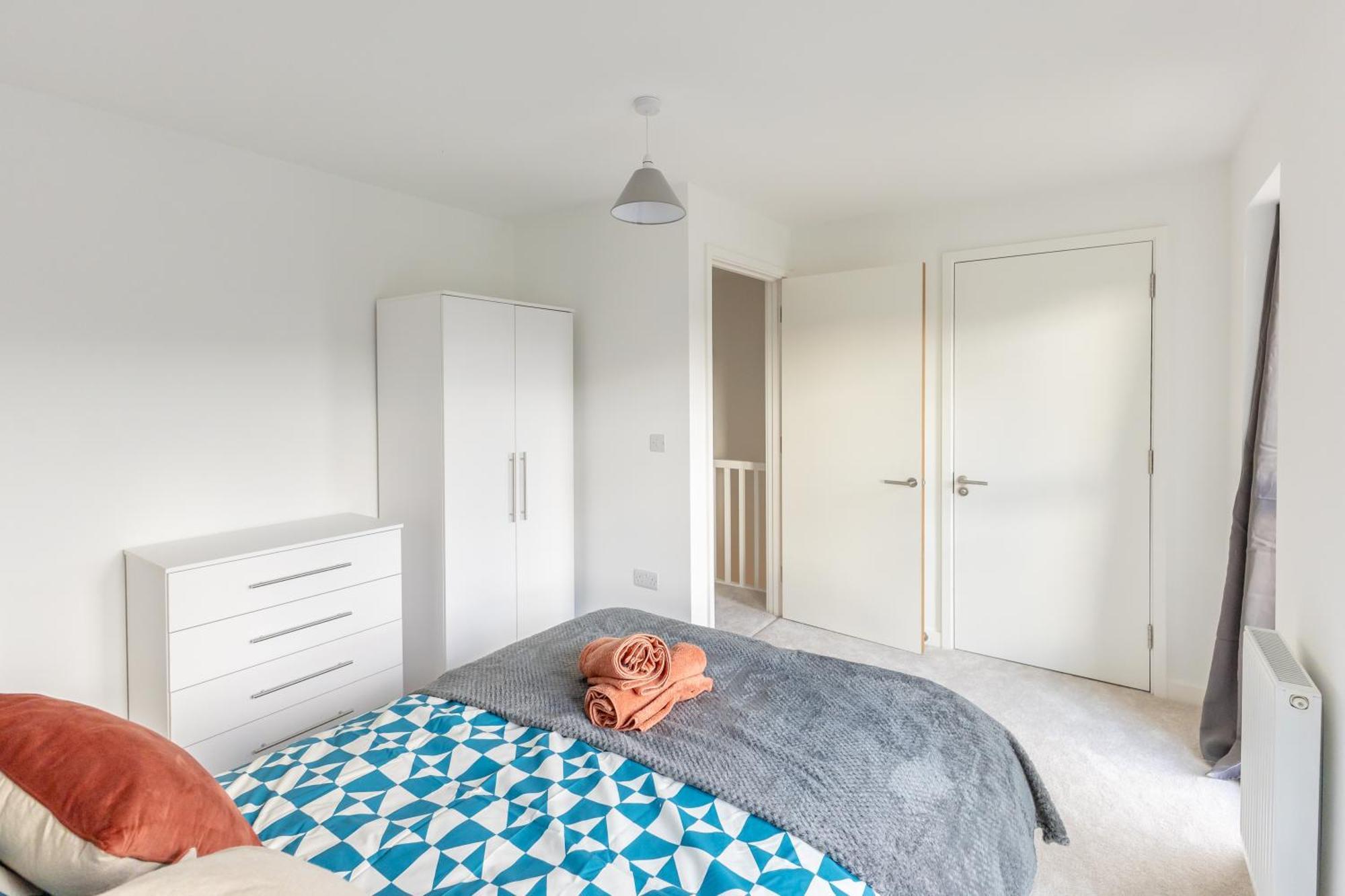 Stunning Modern 3 Bedroom Townhouse - Perfect Getaway Manchester Kültér fotó