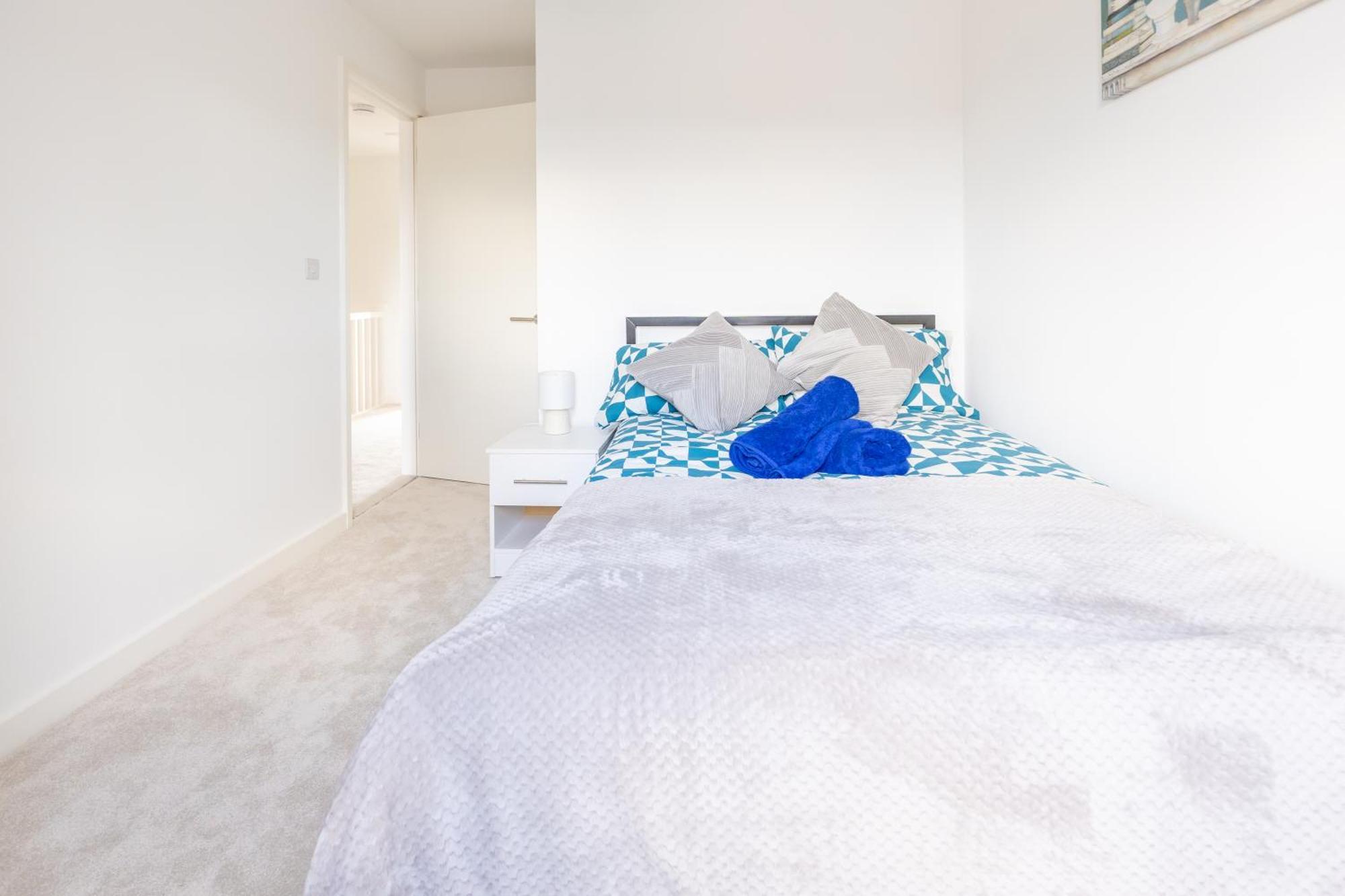 Stunning Modern 3 Bedroom Townhouse - Perfect Getaway Manchester Kültér fotó