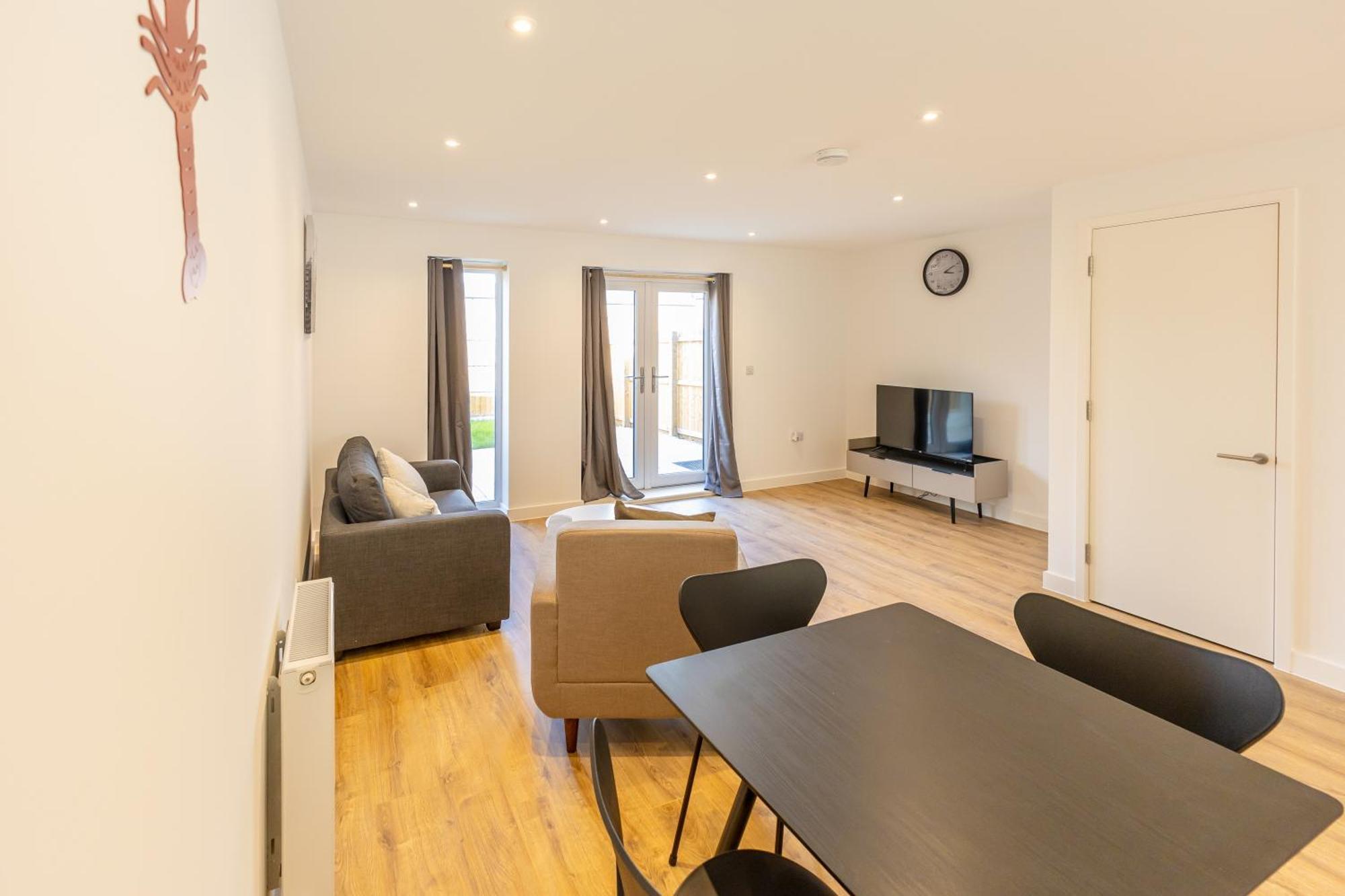 Stunning Modern 3 Bedroom Townhouse - Perfect Getaway Manchester Kültér fotó