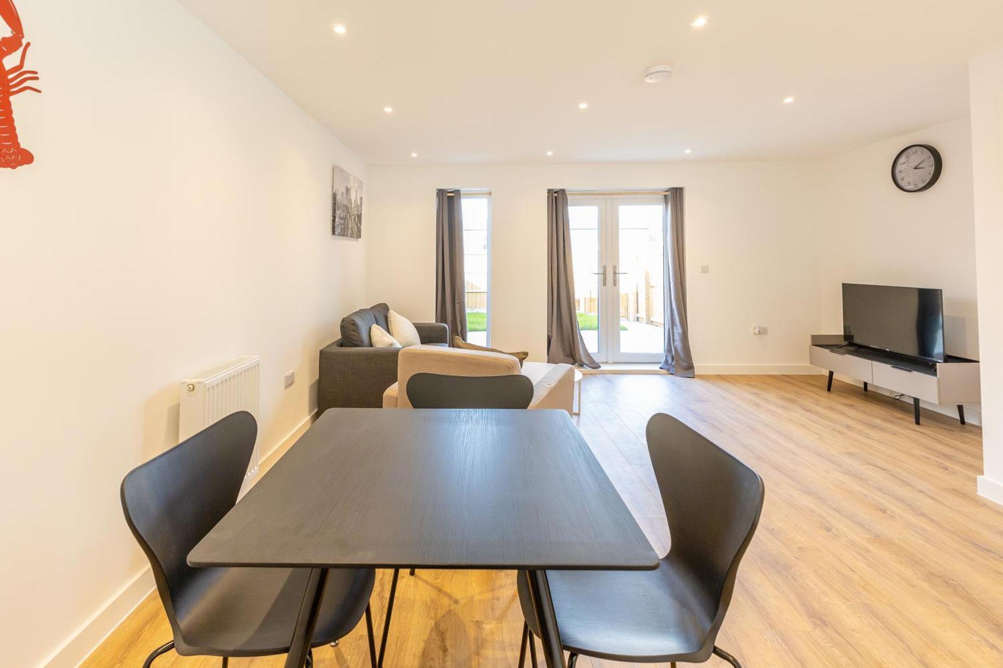 Stunning Modern 3 Bedroom Townhouse - Perfect Getaway Manchester Kültér fotó
