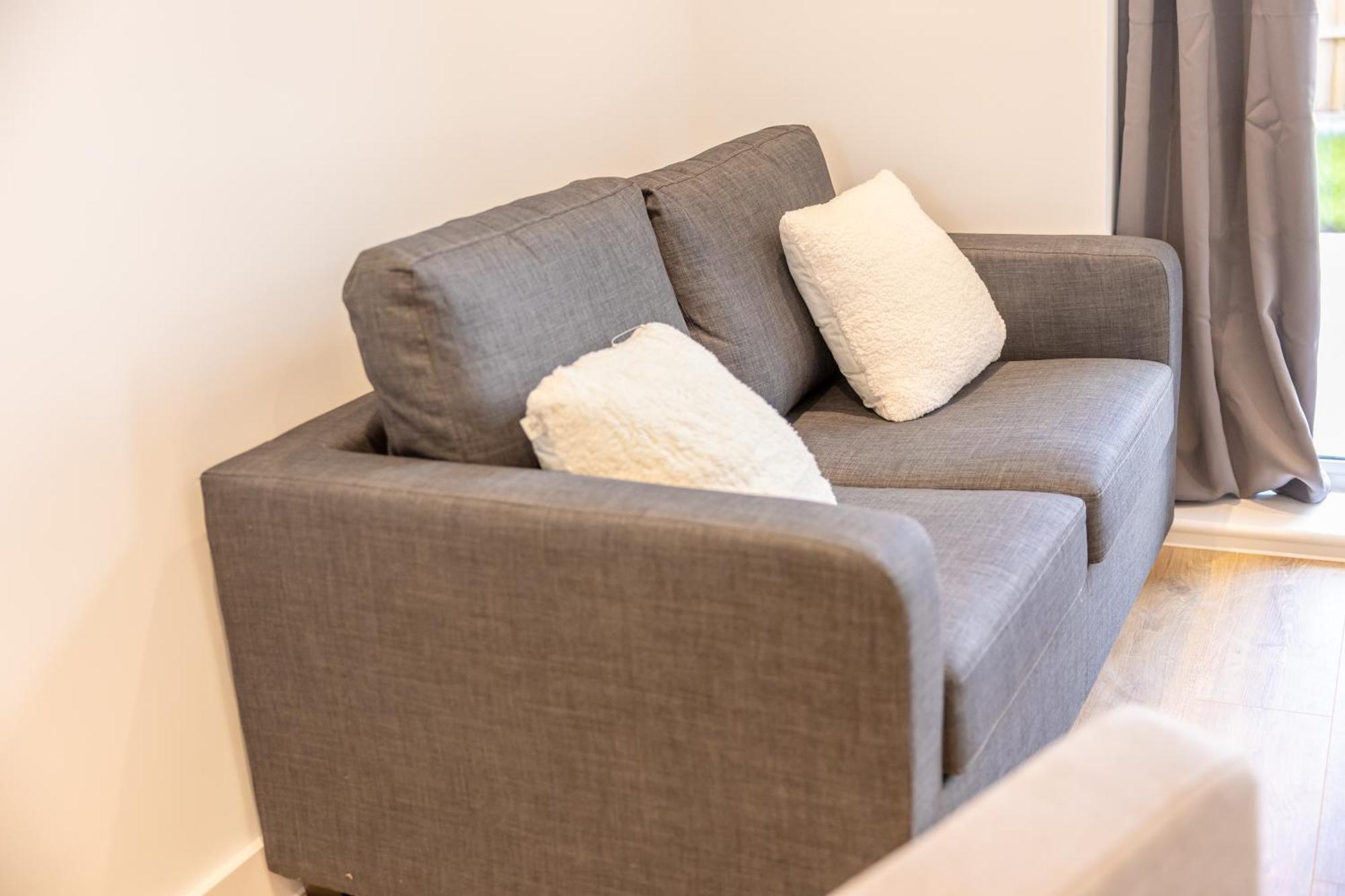 Stunning Modern 3 Bedroom Townhouse - Perfect Getaway Manchester Kültér fotó