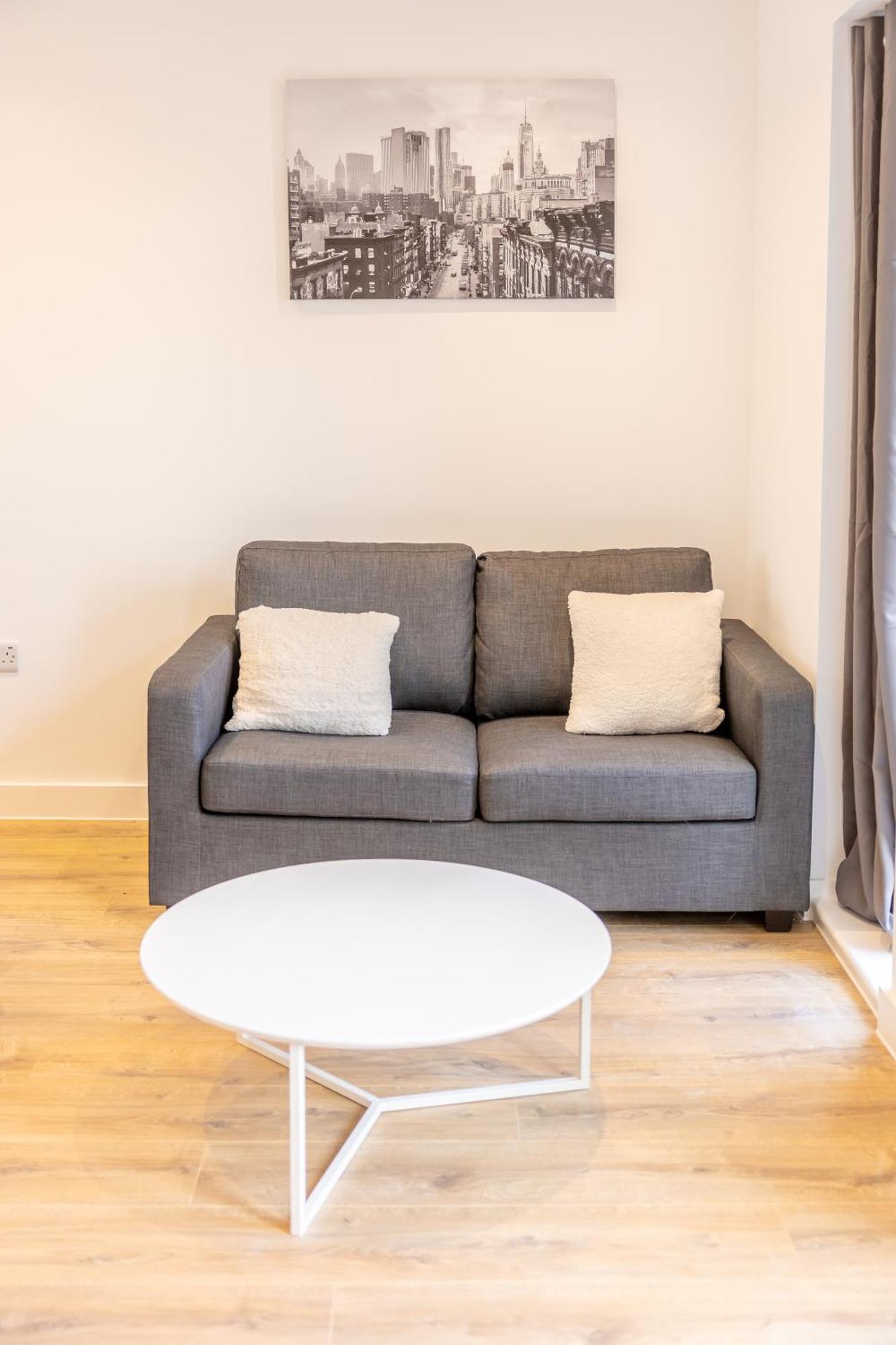 Stunning Modern 3 Bedroom Townhouse - Perfect Getaway Manchester Kültér fotó