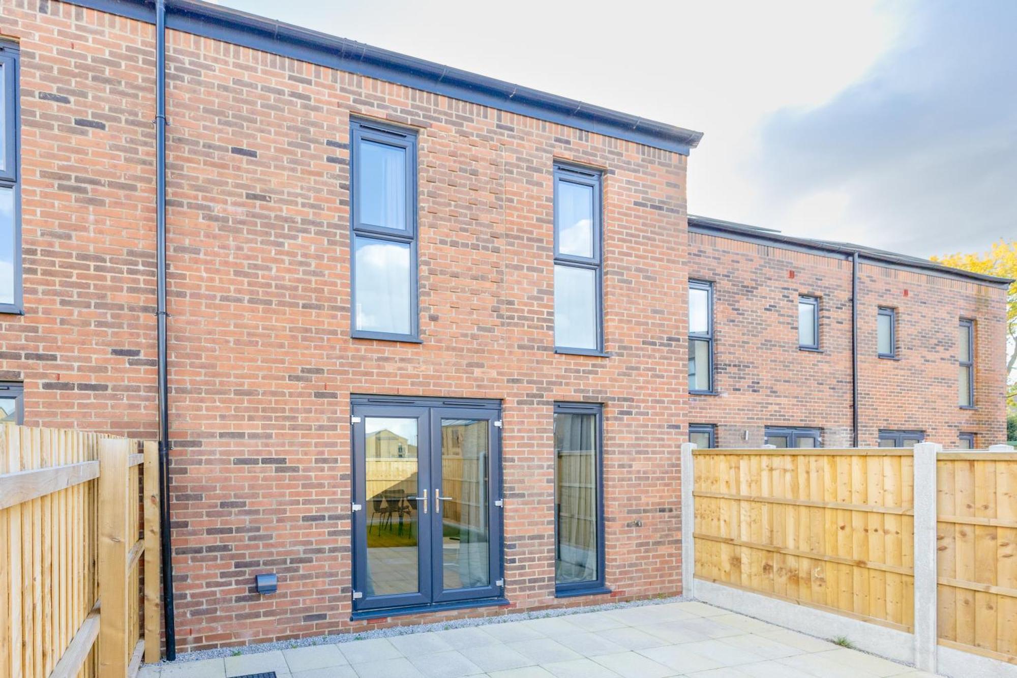 Stunning Modern 3 Bedroom Townhouse - Perfect Getaway Manchester Kültér fotó